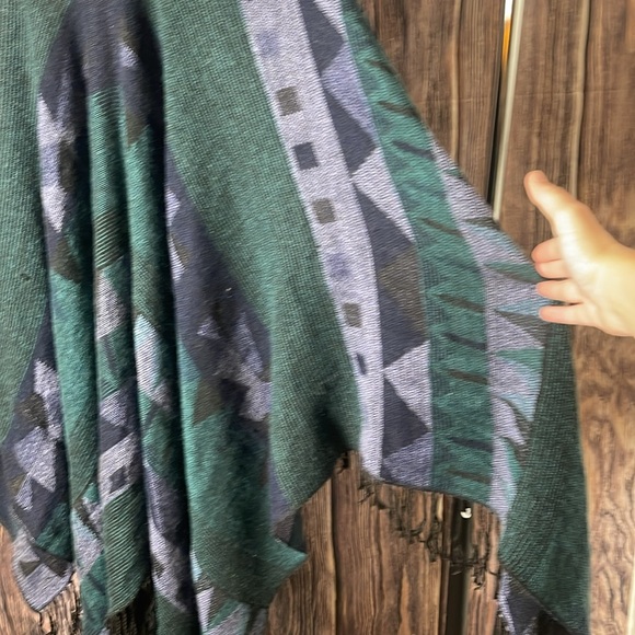 Bobbie Brooks Wrap - Picture 7 of 7